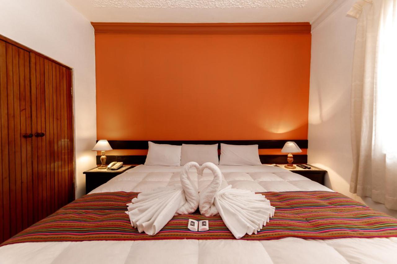 Carlos V Hotel Cusco Exterior photo